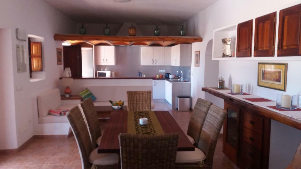 Villa Can Cosmi Санта-Эулалия-дель-Рио Экстерьер фото